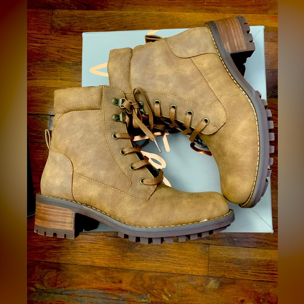 Crown Vintage Marley Boot 8M